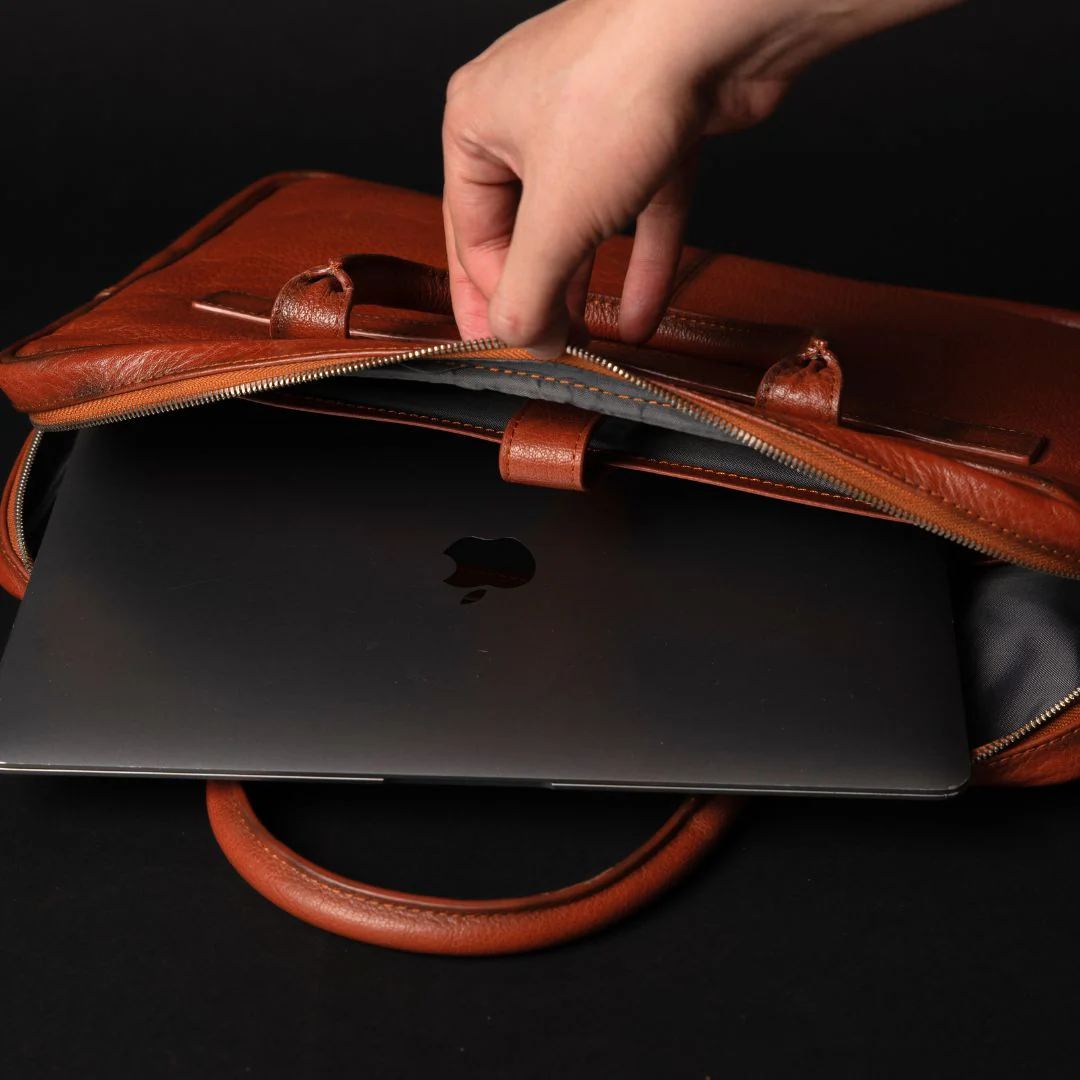 Classic Tan Full-Grain Leather Laptop Bag - Image 5