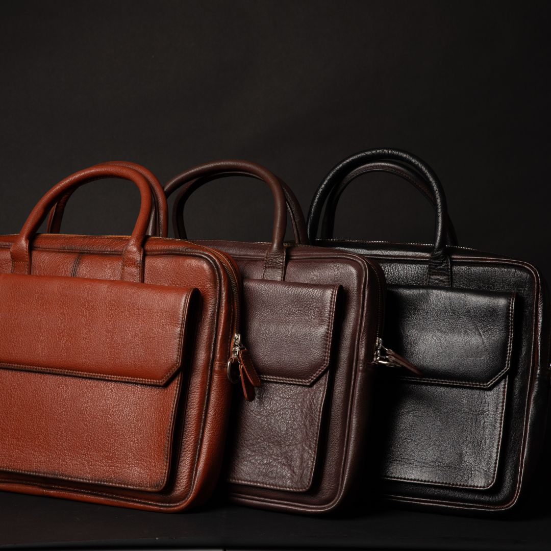 Classic Tan Full-Grain Leather Laptop Bag - Image 6