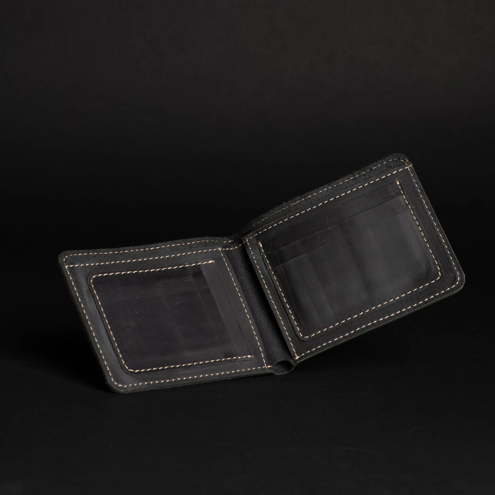Black Full Grain Leather Minimalist Wallet - Image 4