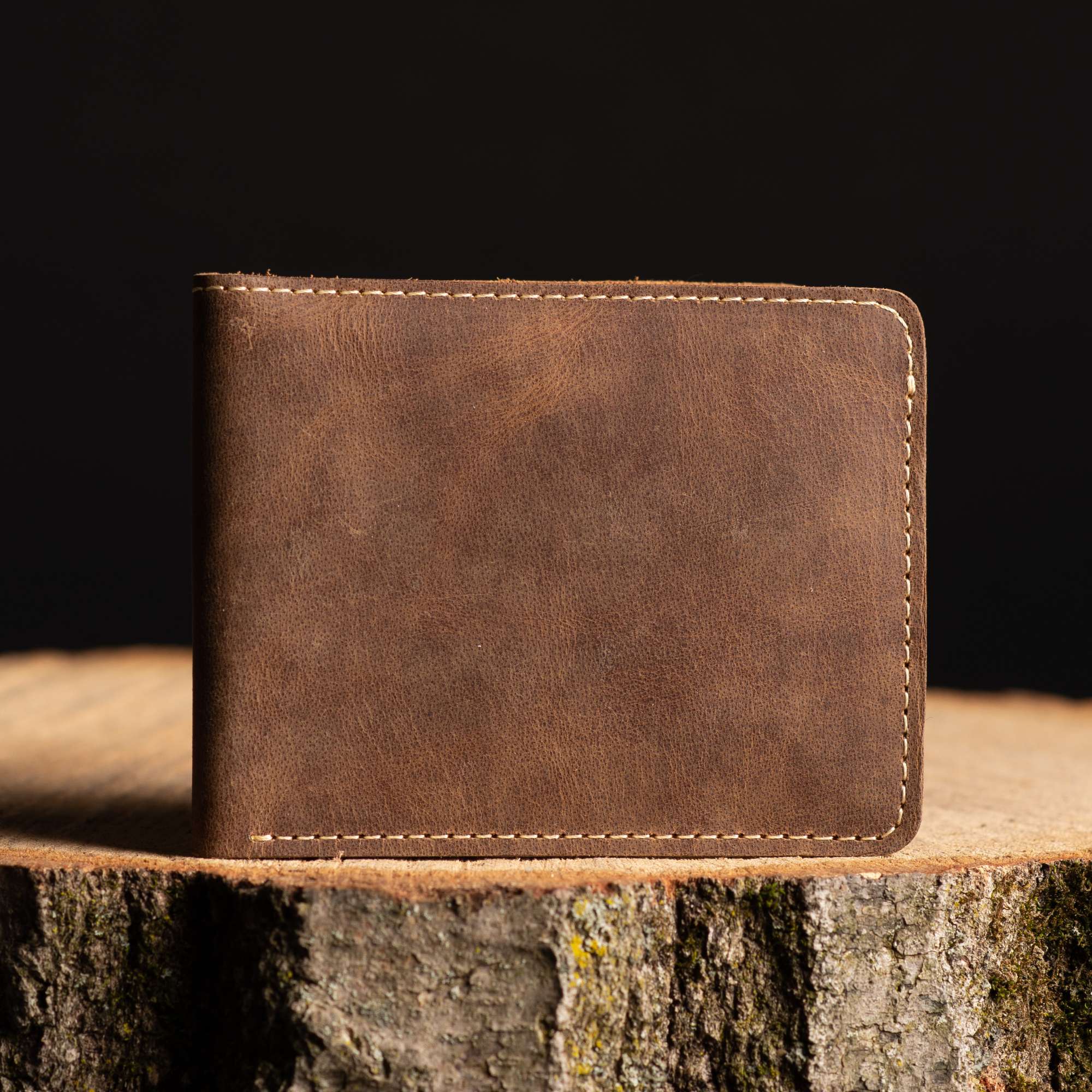 Engraved Black Full Grain Leather Minimalist Wallet - Image 6