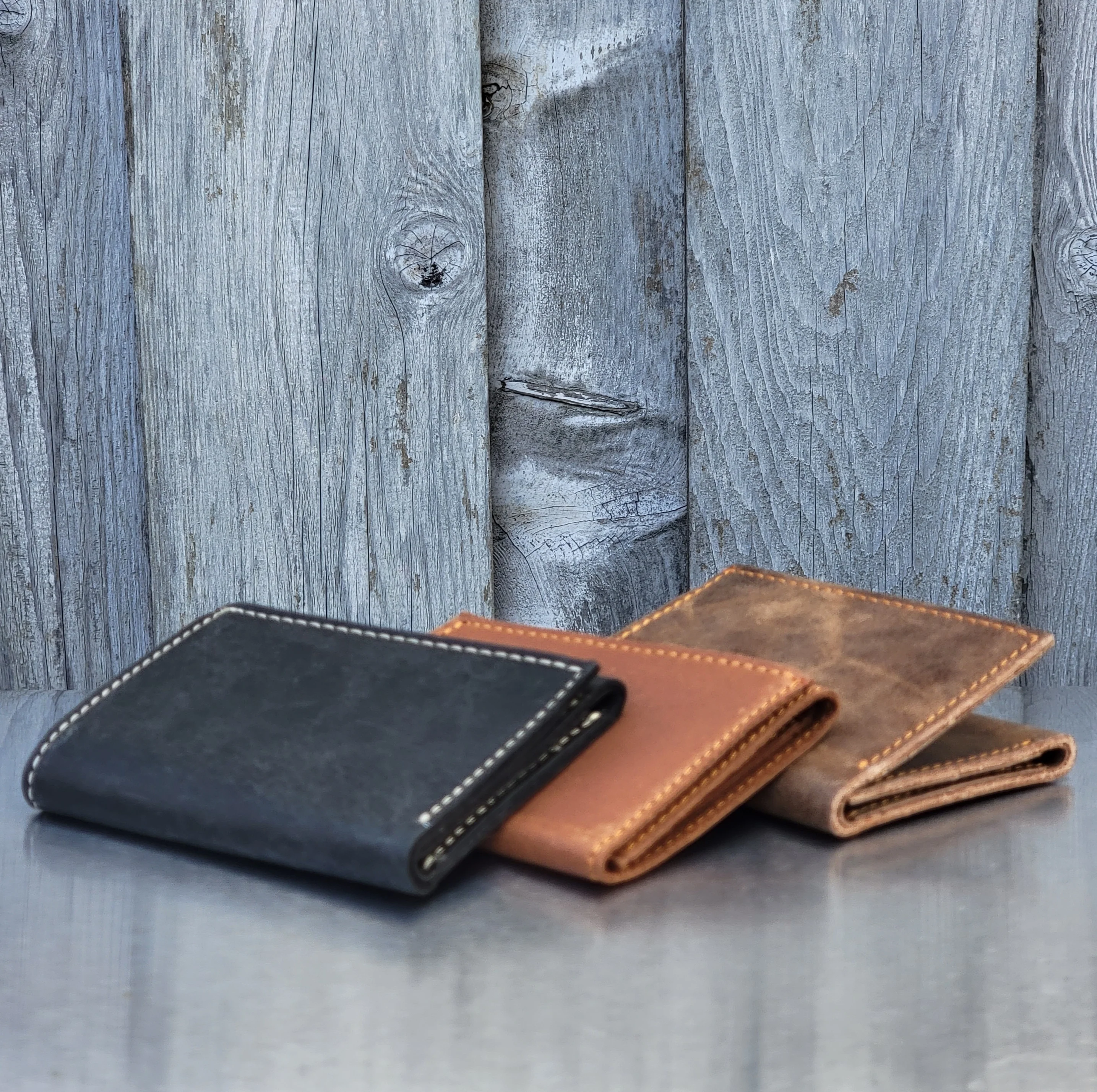 Meraki - Engraved Cognac Full Grain Leather Trifold Wallet - Image 3