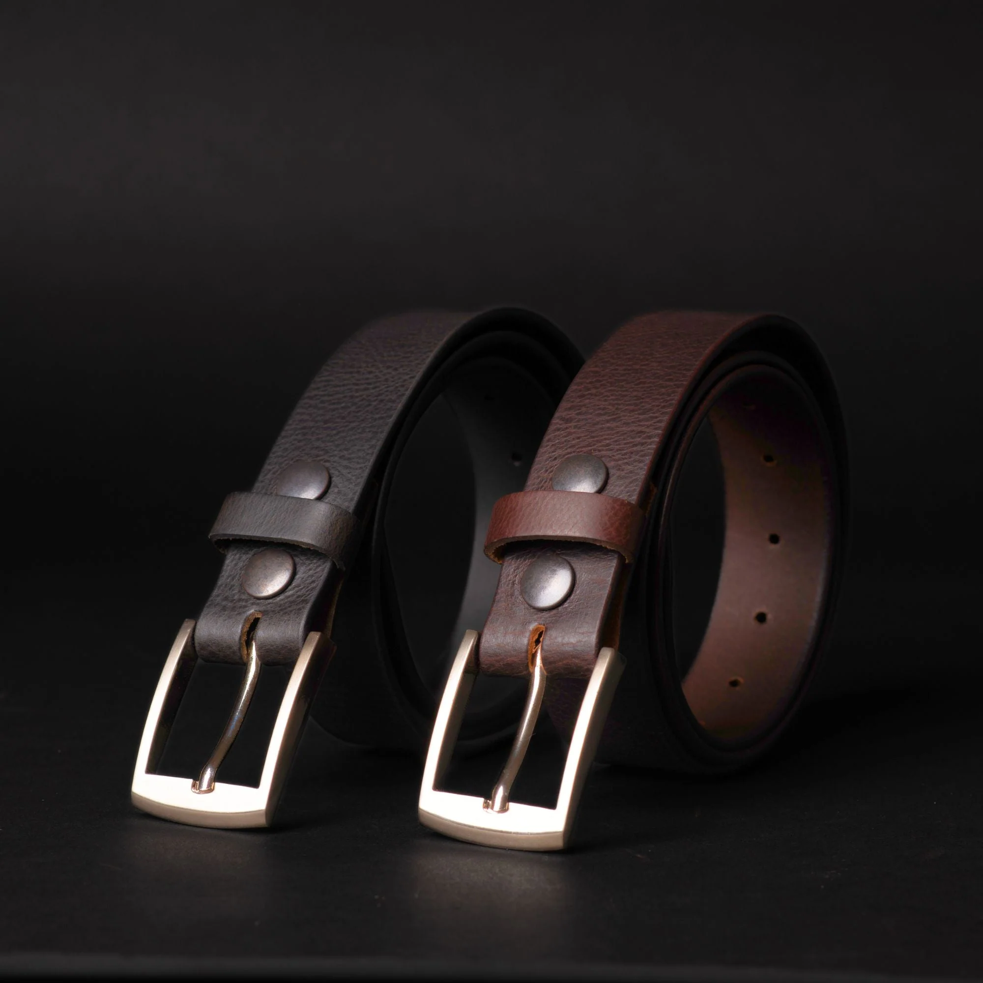 The Crest Belt - Slim Brown 35mm 100% Full-Grain Leather Belt - Image 4