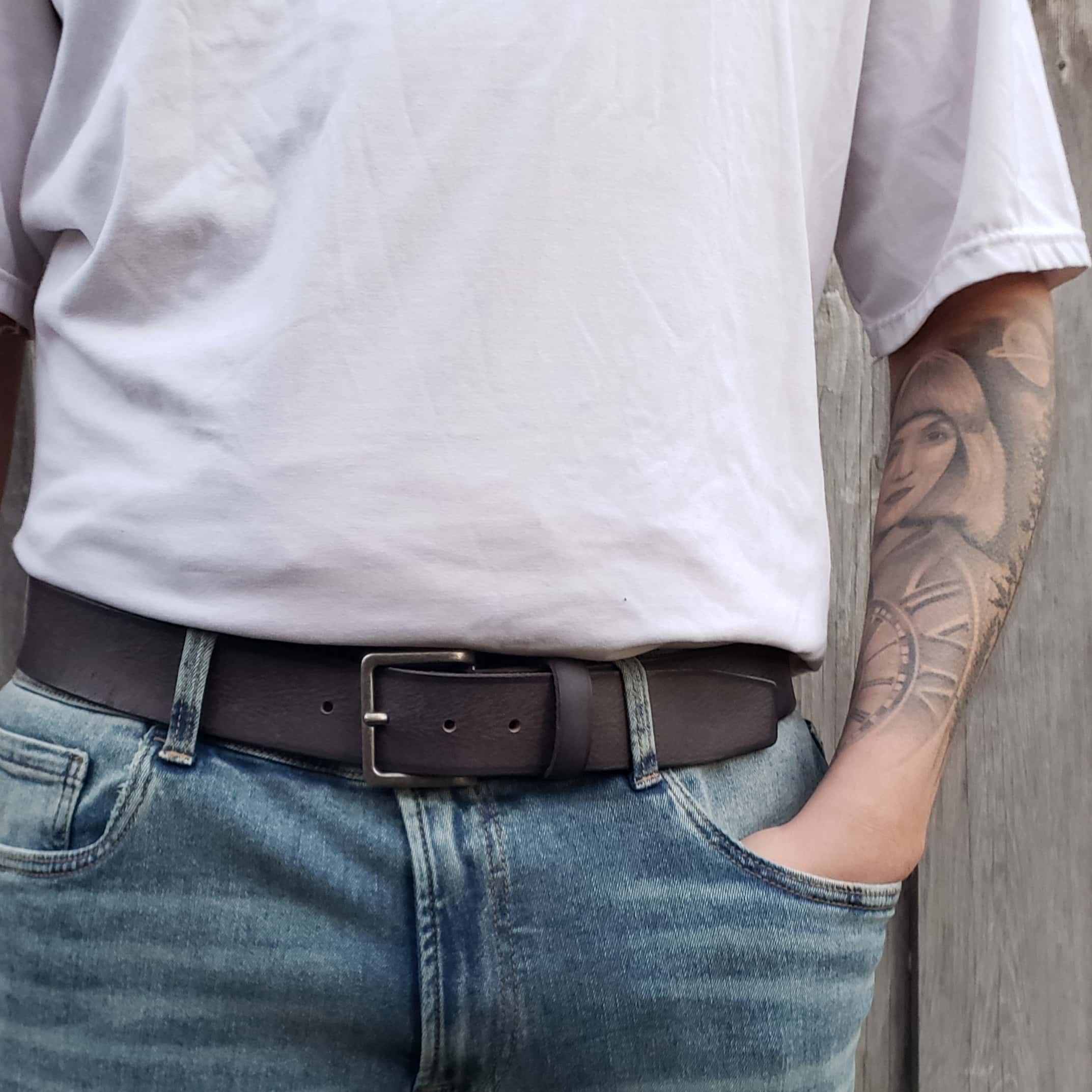 The Mountain Belt - Grey Leather Belt with Charred Edges - Image 3