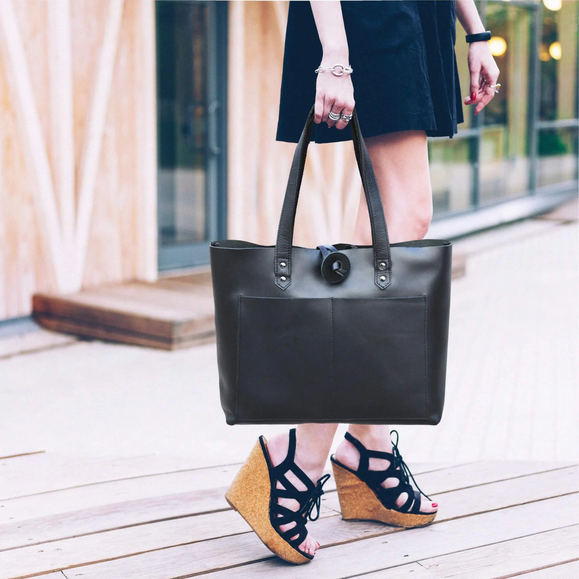 Tolredo - Black Leather Tote Bag with Leather Closure - Image 2