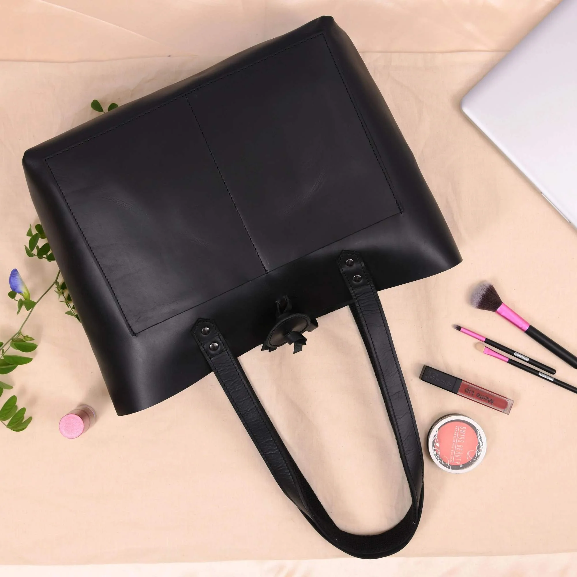 Tolredo - Black Leather Tote Bag with Leather Closure - Image 6